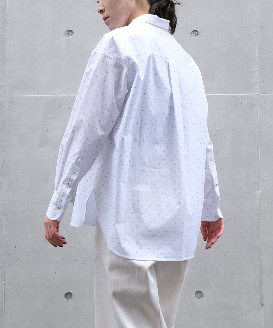 フランセーズのシャツプリント - LA MARINE FRANCAISE＠イエロー：H160 着用サイズ：1